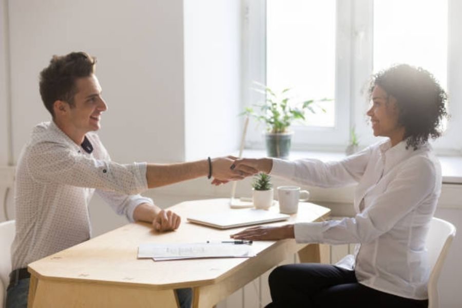 O que caracteriza o vínculo empregatício